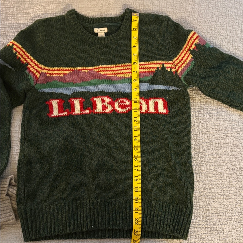 L.L.Bean Forest Green Lamb’s Wool Crewneck Sweater with Multicolor Scenic Stripe - Picture 4 of 6